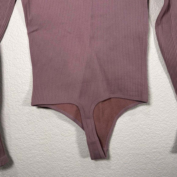 Free People XYZ Mock Neck Purple Bodysuit Women's M/L - Picture 6 of 9